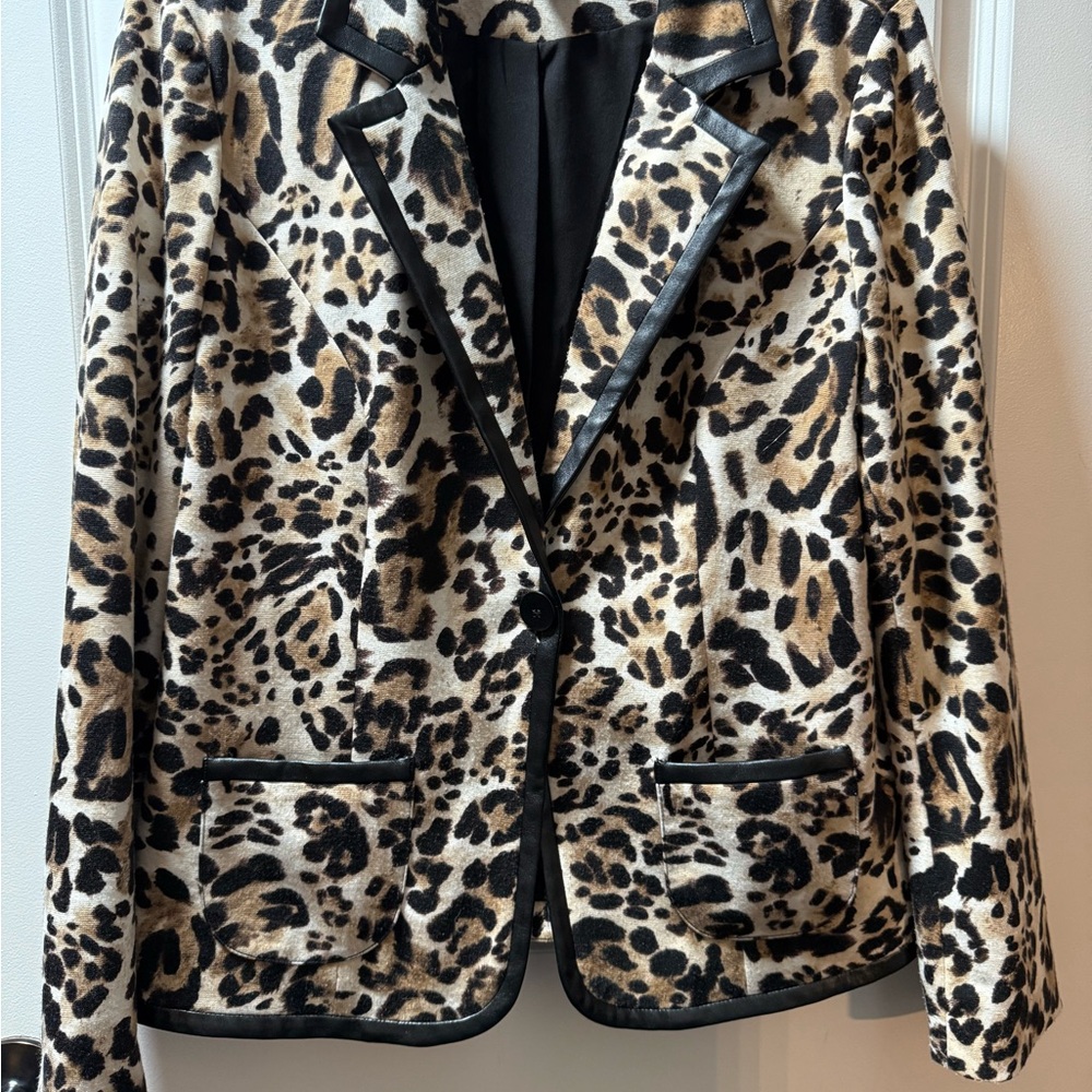 Chico's Leopard Print Velvet Blazer Brown Black